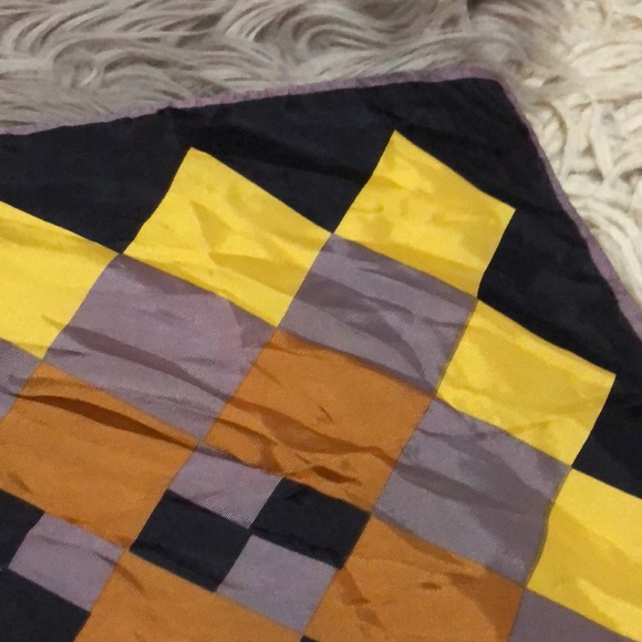 Vintage Vera Neumann Scarf-21x21-Black/Yellow/Mustard-EUC - Picture 8 of 10